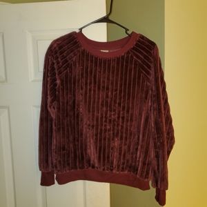 No Boundaries velour top